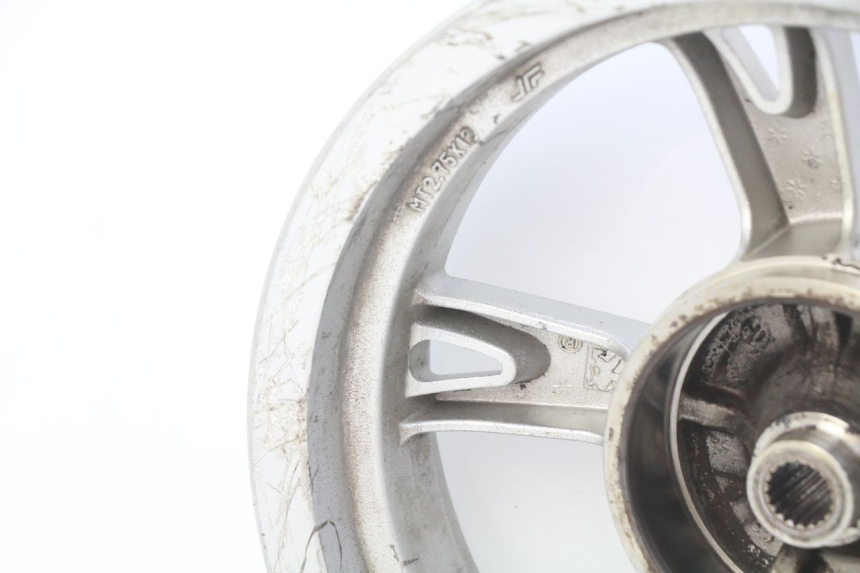 photo de HINTERRAD PEUGEOT KISBEE 4T 50 (2018 - 2022) - Zoom auf Gebrauchszustand