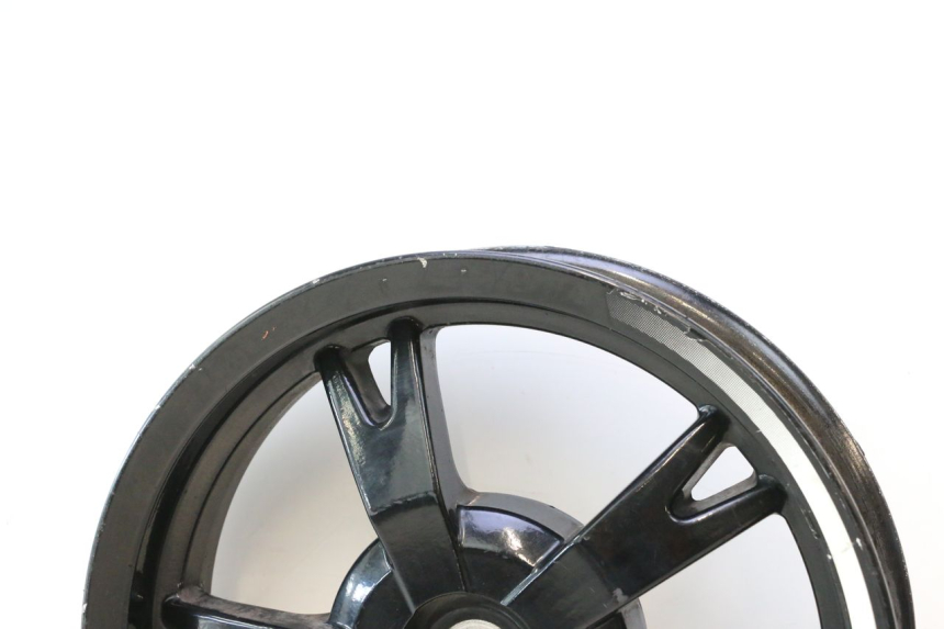 photo de HINTERRAD PEUGEOT KISBEE 4T 50 (2018 - 2022) - Details der Befestigungspunkte