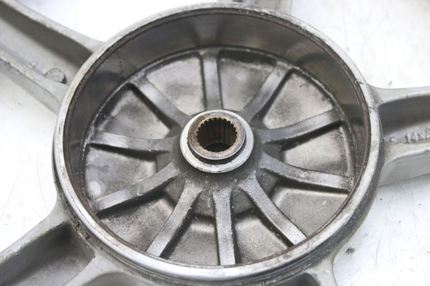 photo de HINTEN FELGE PIAGGIO LIBERTY 4T 50 (2004 - 2008) - Zoom auf Gebrauchszustand