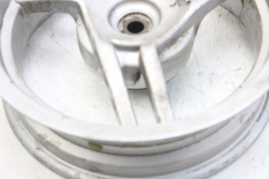 photo de HINTEN FELGE PEUGEOT LUDIX 50 (2008 - 2017) - Details der Befestigungspunkte