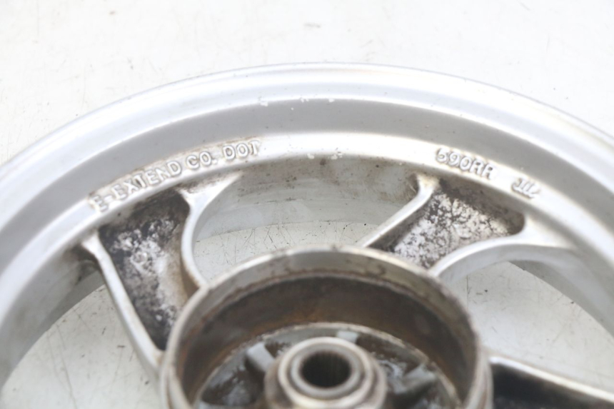 photo de HINTEN FELGE SYM MIO 50 (2011 - 2017) - Charakteristische Merkmale