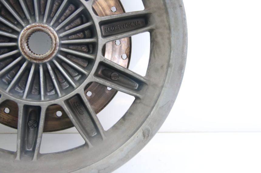 photo de HINTERRAD PIAGGIO MP3 125 (2006 - 2014) - Charakteristische Merkmale