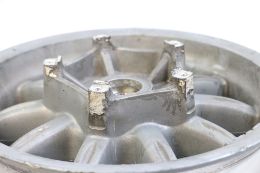 photo de HINTERRAD PIAGGIO MP3 125 (2006 - 2014) - Details der Befestigungspunkte