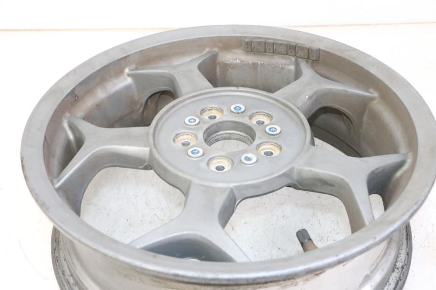 photo de HINTERRAD PIAGGIO MP3 500 (2014 - 2017) - Zoom auf Gebrauchszustand