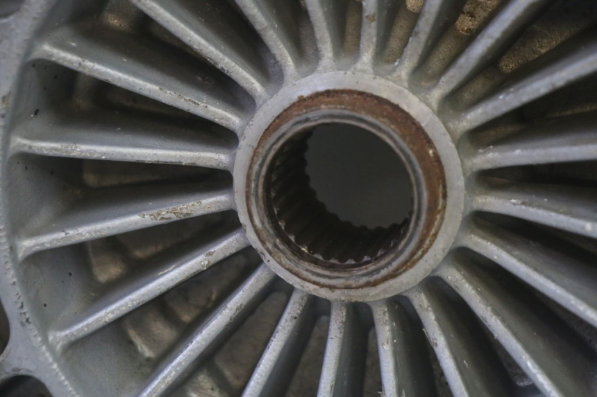 photo de HINTERRADFELGE PIAGGIO MP3 RL 250 (2006 - 2010) - Charakteristische Merkmale