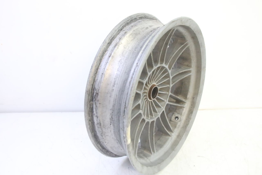 photo de HINTERRADFELGE PIAGGIO MP3 RL 250 (2006 - 2010) - Hochauflösende Nahaufnahme