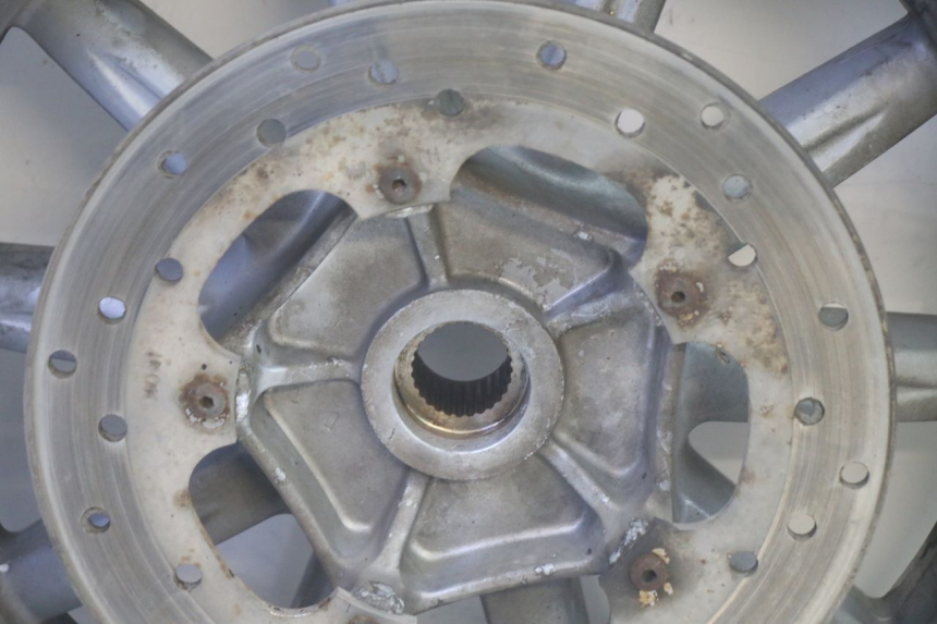 photo de HINTERRADFELGE PIAGGIO MP3 RL 250 (2006 - 2010) - Alternative Perspektive