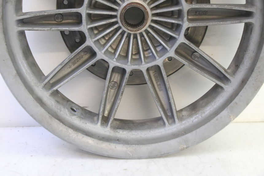 photo de HINTERRADFELGE PIAGGIO MP3 RL 250 (2006 - 2010) - Kennzeichnungen und Originalreferenzen