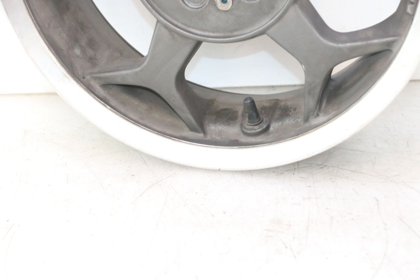 photo de HINTERRADFELGE PIAGGIO MP3 500 (2016 - 2018) - Zoom auf Gebrauchszustand