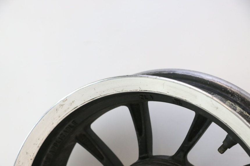 photo de HINTERRADFELGE KYMCO LIKE 4T 50 (2019 - 2025) - Zoom auf Gebrauchszustand