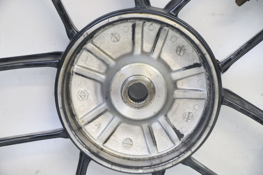 photo de HINTERRAD PIAGGIO NEW TYPHOON 50 (2018 - 2021) - Charakteristische Merkmale