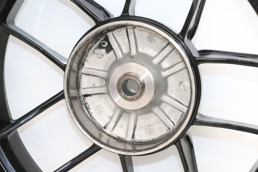 photo de HINTERRAD PIAGGIO NEW TYPHOON 50 (2018 - 2021) - Zoom auf Gebrauchszustand