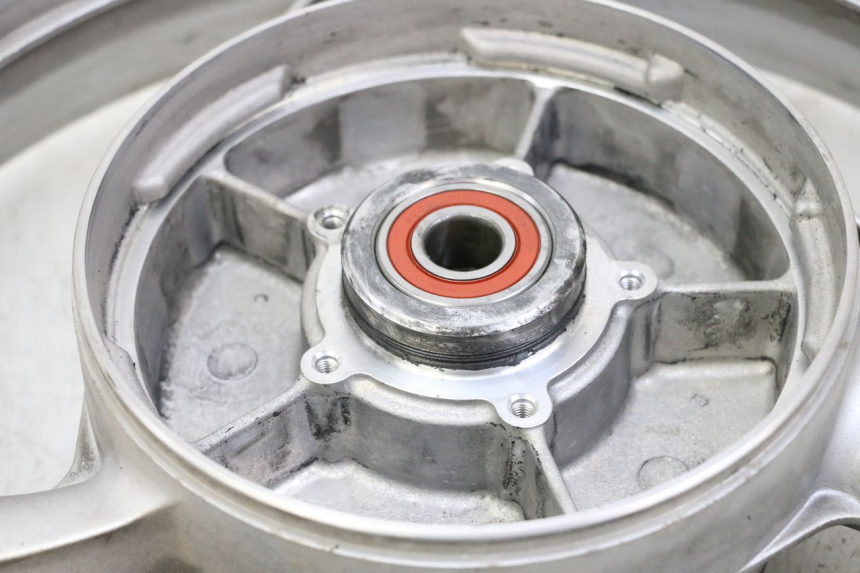 photo de HINTERRADFELGE HONDA NTV DEAUVILLE 650 (2001 - 2006) - Gesamtansicht des Produkts