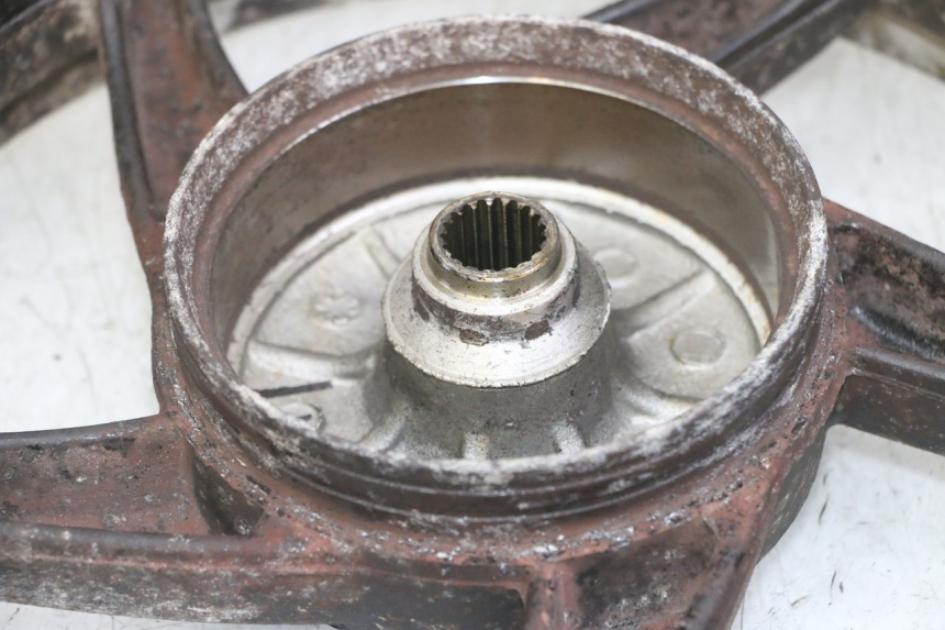 photo de HINTEN FELGE SYM ORBIT 2 4T 50 (2008 - 2017) - Kennzeichnungen und Originalreferenzen