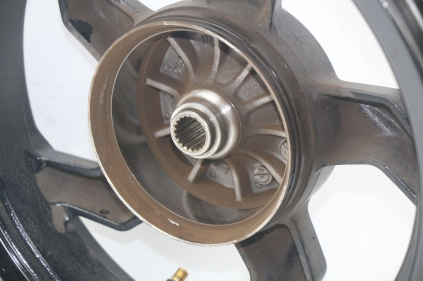 photo de HINTERRADFELGE SYM ORBIT III 3 4T 50 (2021 - 2025) - Kennzeichnungen und Originalreferenzen