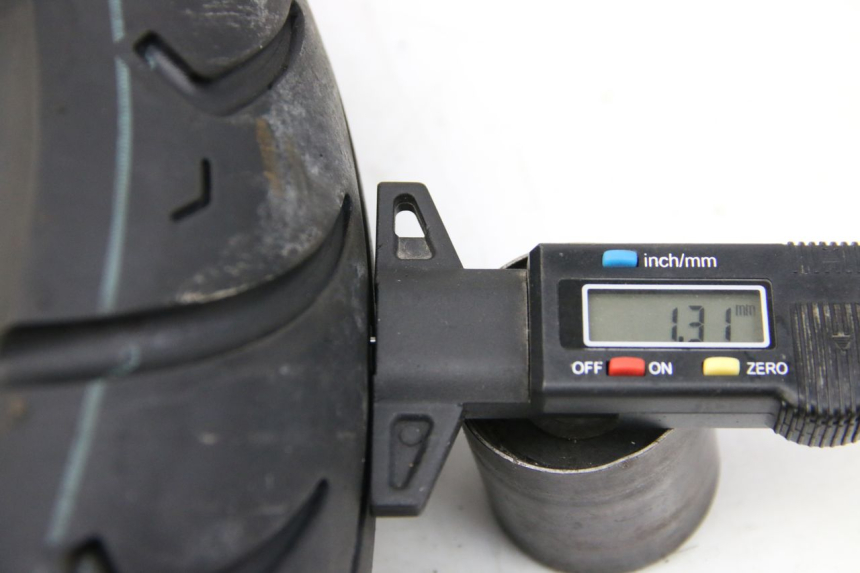 photo de HINTERRADFELGE SYM ORBIT III 3 4T 50 (2021 - 2025) - Hochauflösende Nahaufnahme