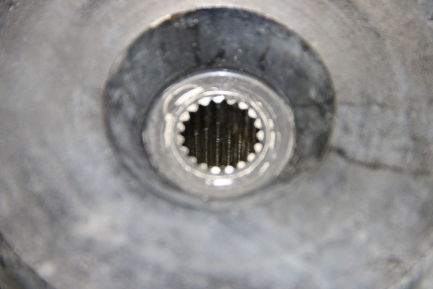 photo de HINTERRADFELGE SYM ORBIT III 3 4T 50 (2021 - 2025) - Oberflächenzustand und Material