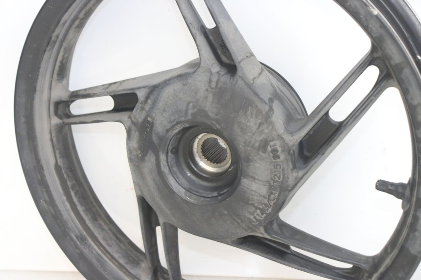 photo de HINTEN FELGE HONDA PCX (JF28) 125 (2009 - 2011) - Details der Befestigungspunkte