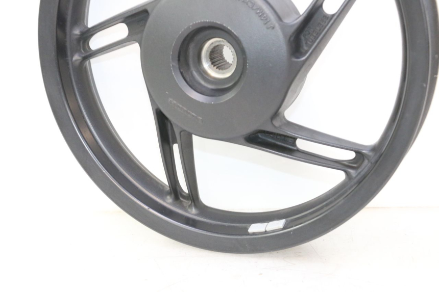 photo de HINTEN FELGE HONDA PCX (JF28) 125 (2009 - 2011) - Details der Befestigungspunkte