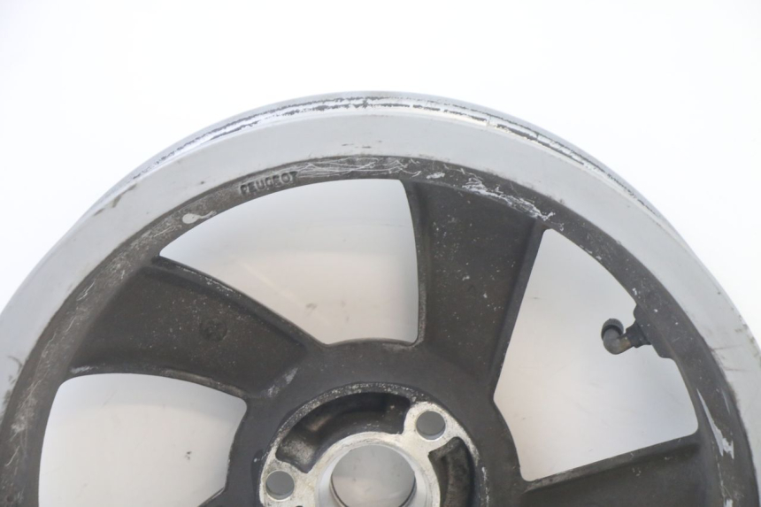 photo de HINTEN FELGE PEUGEOT CITYSTAR 50 (2013 - 2017) - Details der Befestigungspunkte