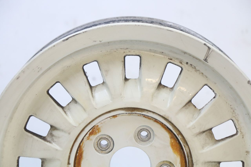 photo de HINTERRADFELGE PEUGEOT DJANGO 125 (2014 - 2017) - Zoom auf Gebrauchszustand