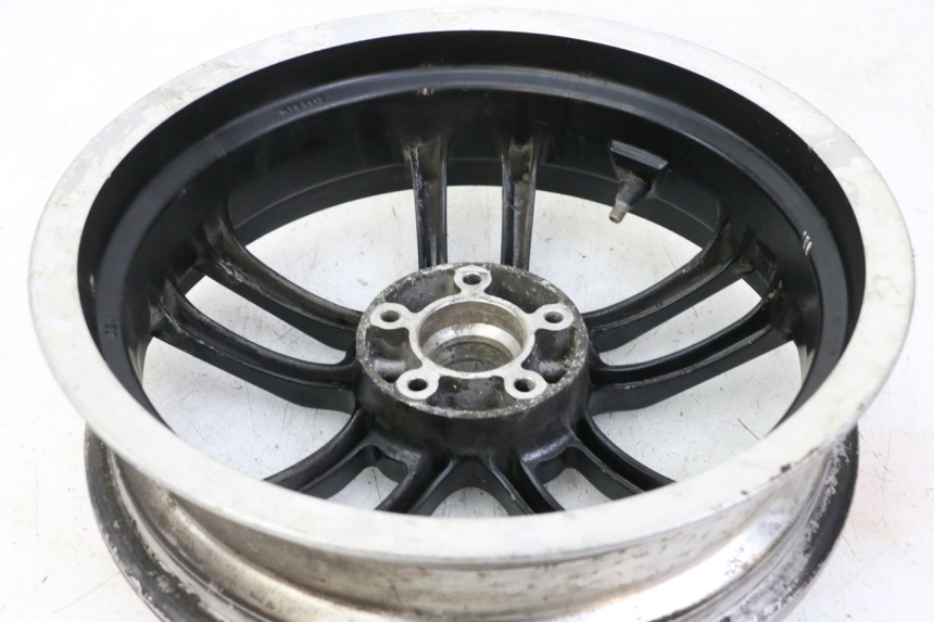 photo de HINTERRADFELGE PEUGEOT SPEEDFIGHT 3 LC 2T 50 (2009 - 2015) - Zoom auf Komponenten