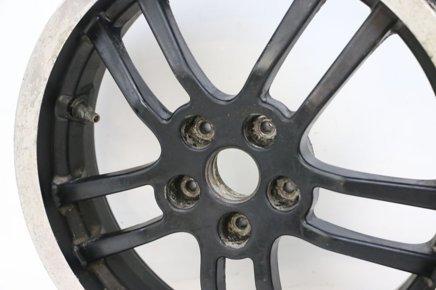 photo de HINTERRADFELGE PEUGEOT SPEEDFIGHT 3 LC 2T 50 (2009 - 2015) - Details der Befestigungspunkte