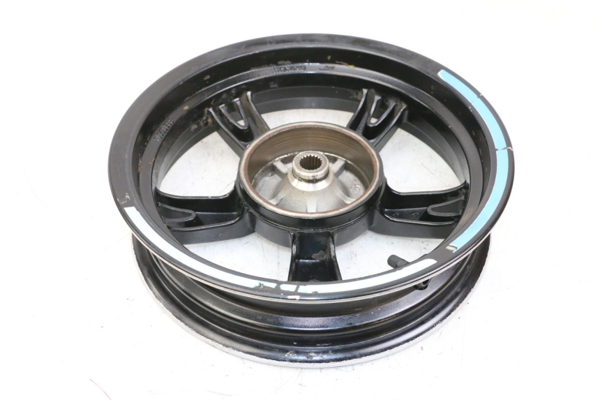 photo de HINTERRADFELGE PEUGEOT STREETZONE 4T 50 (2018 - 2023) - Oberflächenzustand und Material