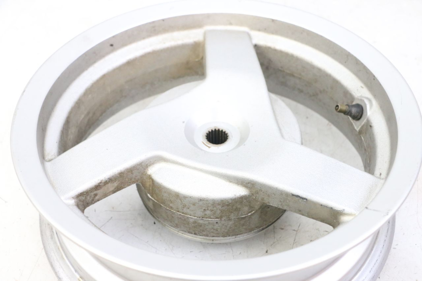 photo de HINTERRADFELGE PEUGEOT VIVACITY 125 (2010 - 2017) - Zoom auf Komponenten