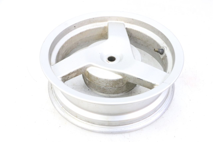 photo de HINTERRADFELGE PEUGEOT VIVACITY 125 (2010 - 2017) - Hochauflösende Nahaufnahme