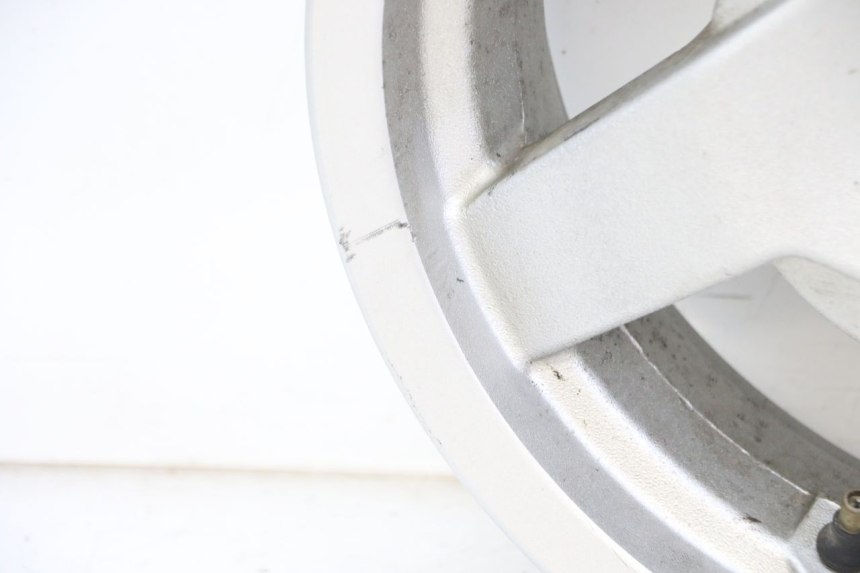 photo de HINTERRADFELGE PEUGEOT VIVACITY 125 (2010 - 2017) - Details der Befestigungspunkte