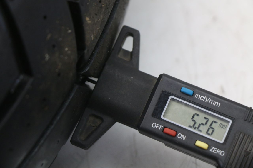 photo de HINTERRADFELGE REGAL RAPTOR RAXTER 2 125 (2007 - 2015) - Hochauflösende Nahaufnahme