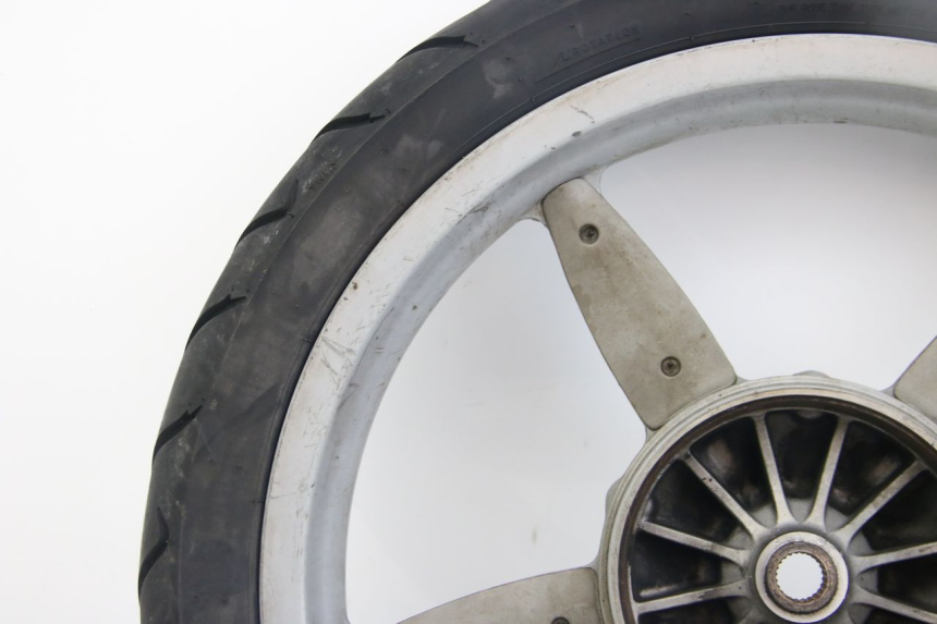 photo de HINTERRADFELGE APRILIA SCARABEO 4T 50 (2009 - 2017) - Charakteristische Merkmale