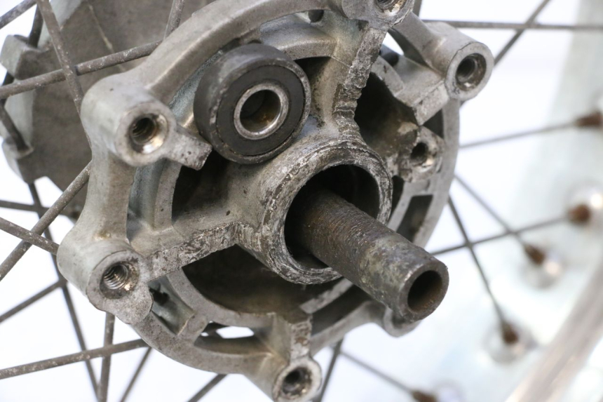 photo de HINTERRADFELGE DERBI SENDA 50 (2003 - 2005) - Zoom auf Gebrauchszustand