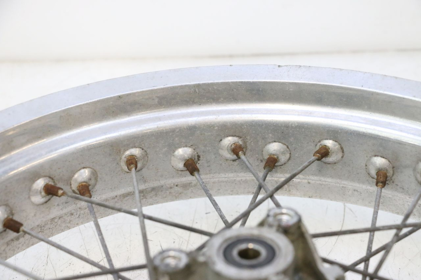 photo de HINTERRADFELGE DERBI SENDA 50 (2003 - 2005) - Oberflächenzustand und Material