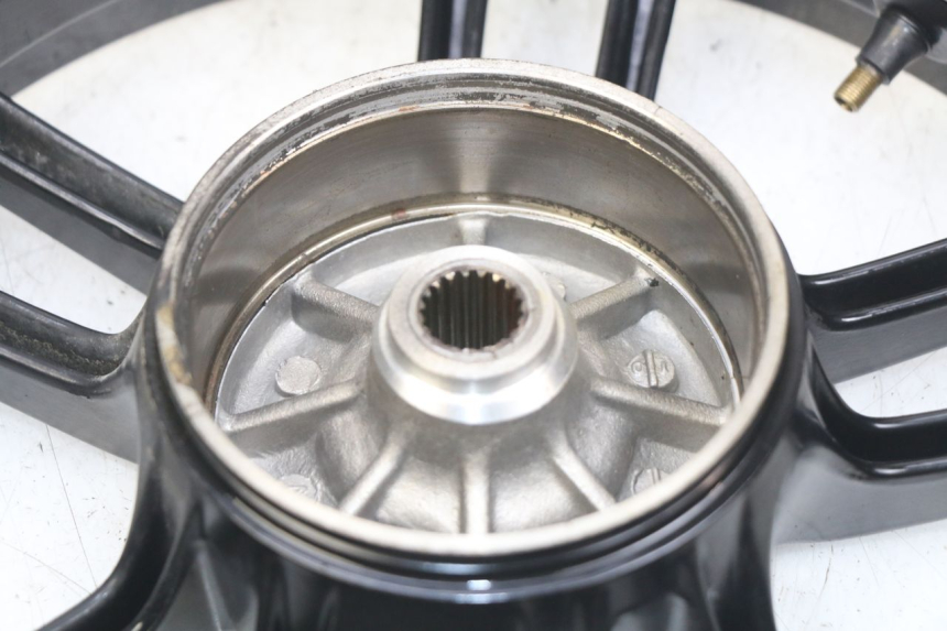 photo de HINTERRAD PEUGEOT SPEEDFIGHT 3 AIR 50 (2009 - 2015) - Zoom auf Komponenten