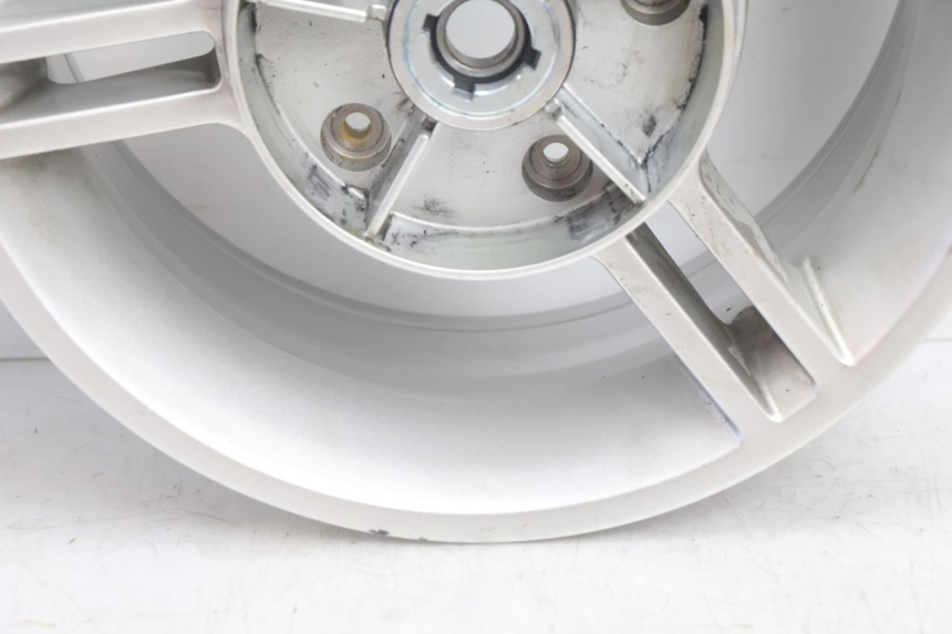 photo de HINTERRADFELGE CAN-AM SPYDER RS 1000 (2008 - 2012) - Zoom auf Gebrauchszustand
