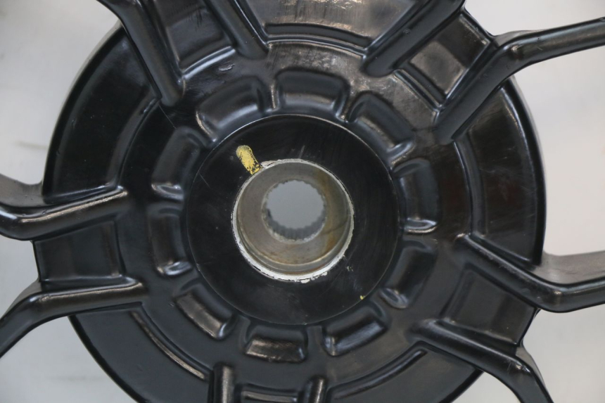 photo de HINTEN FELGE APRILIA SR 2T 50 (2018 - 2022) - Alternative Perspektive