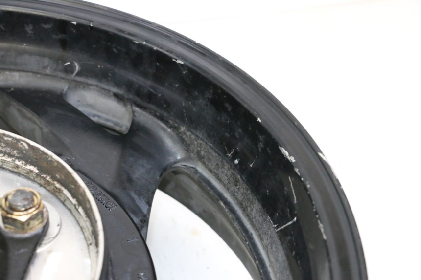 photo de HINTERRADFELGE HONDA ST PAN EUROPEAN 1300 (2002 - 2013) - Hochauflösende Nahaufnahme