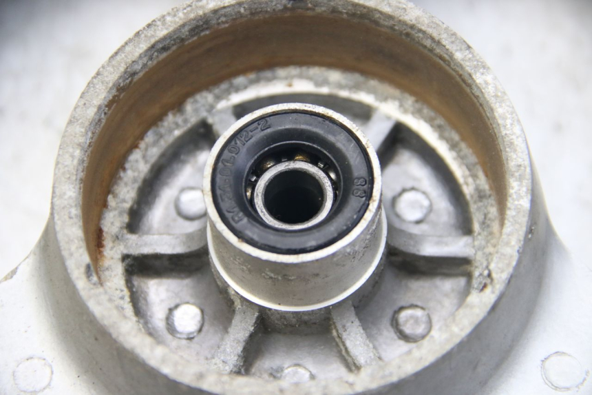 photo de HINTEN FELGE JAWA STELLA BABETTA 134 50 - Oberflächenzustand und Material