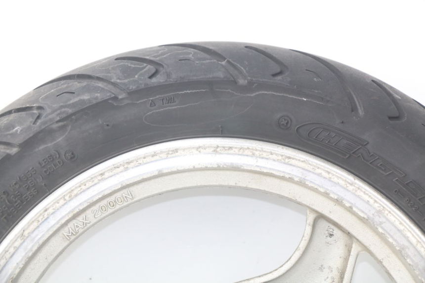 photo de HINTERRADFELGE FYM STRADA 50 (2007 - 2014) - Details der Befestigungspunkte