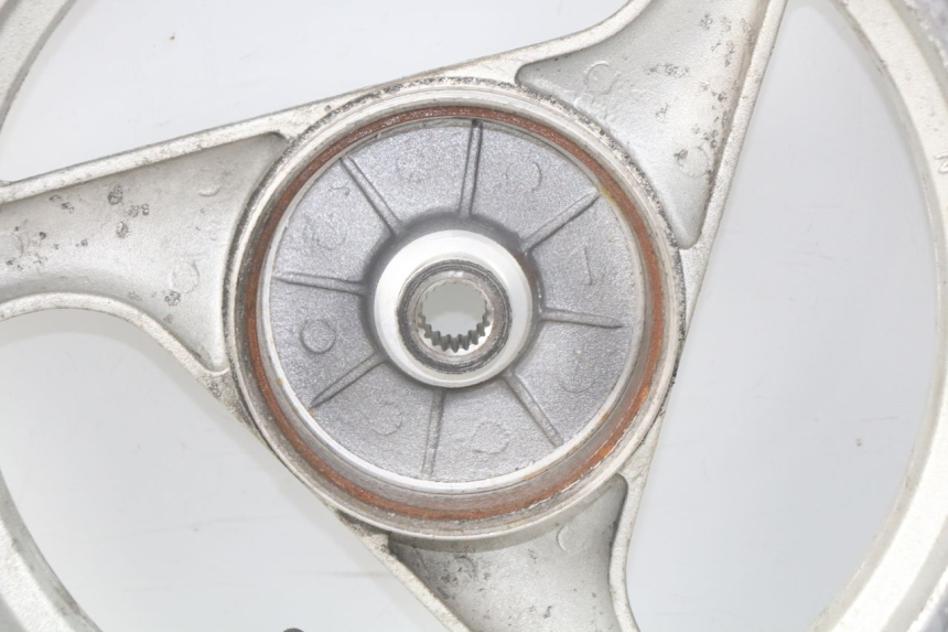 photo de HINTERRADFELGE FYM STRADA 50 (2007 - 2014) - Oberflächenzustand und Material