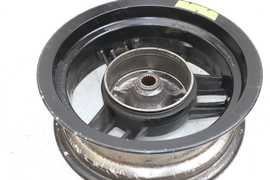 photo de HINTERRADFELGE PEUGEOT STREETZONE I 2T 50 (2018 - 2020) - Oberflächenzustand und Material