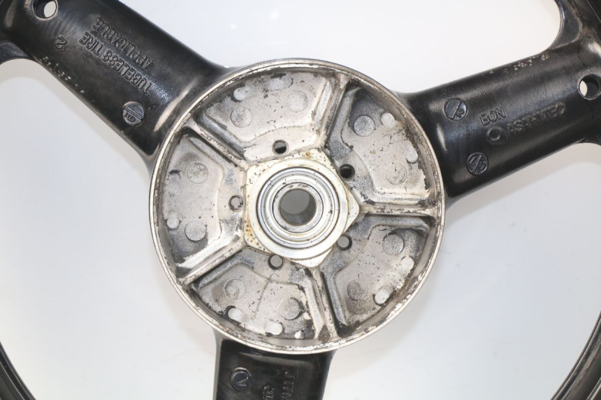 photo de HINTERRADFELGE SUZUKI SV S ABS 650 (2003 - 2009) - Kennzeichnungen und Originalreferenzen