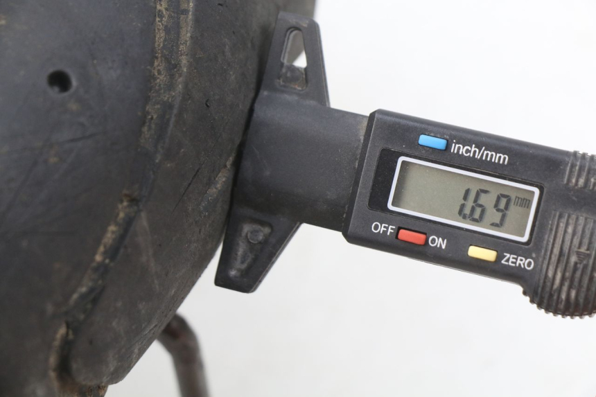 photo de HINTERRADFELGE PEUGEOT SV 80 (1993 - 1997) - Detailansicht des Bauteils