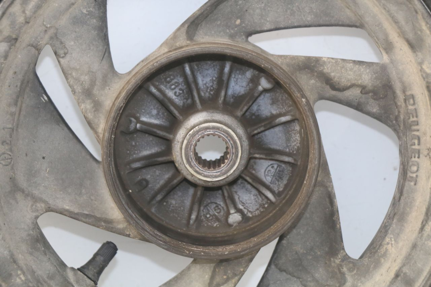 photo de HINTERRADFELGE PEUGEOT SV 80 (1993 - 1997) - Oberflächenzustand und Material