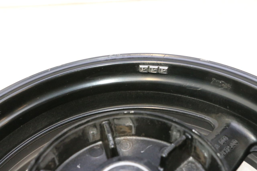photo de HINTERRADFELGE YAMAHA TDM ABS 900 (2002 - 2014) - Zoom auf Komponenten