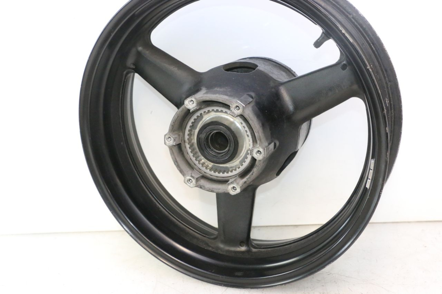 photo de HINTERRADFELGE YAMAHA TDM ABS 900 (2002 - 2014) - Technische Nahaufnahme