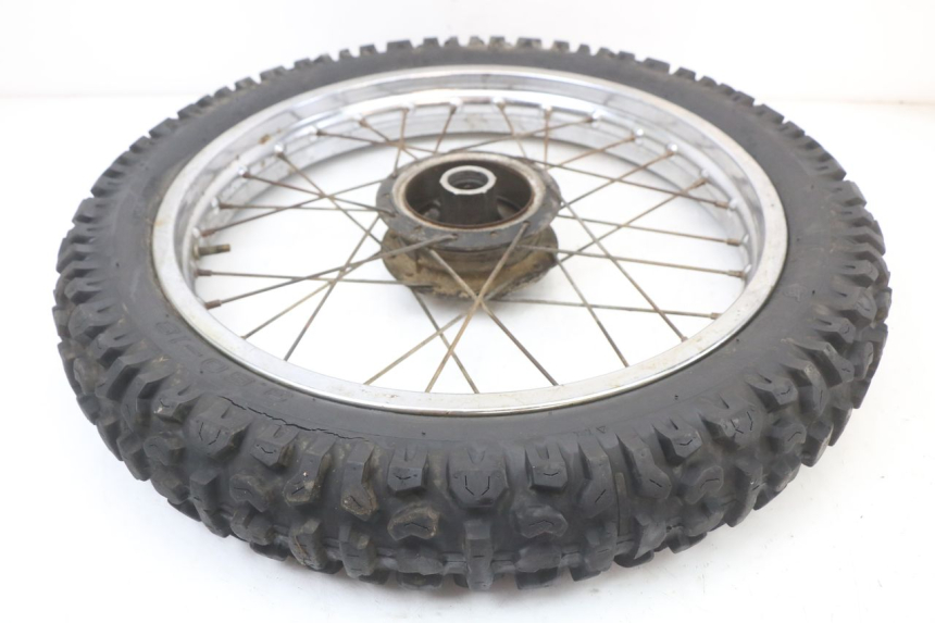 photo de HINTERRADFELGE SUZUKI TS X 80 (1984 - 1988) - Technische Nahaufnahme