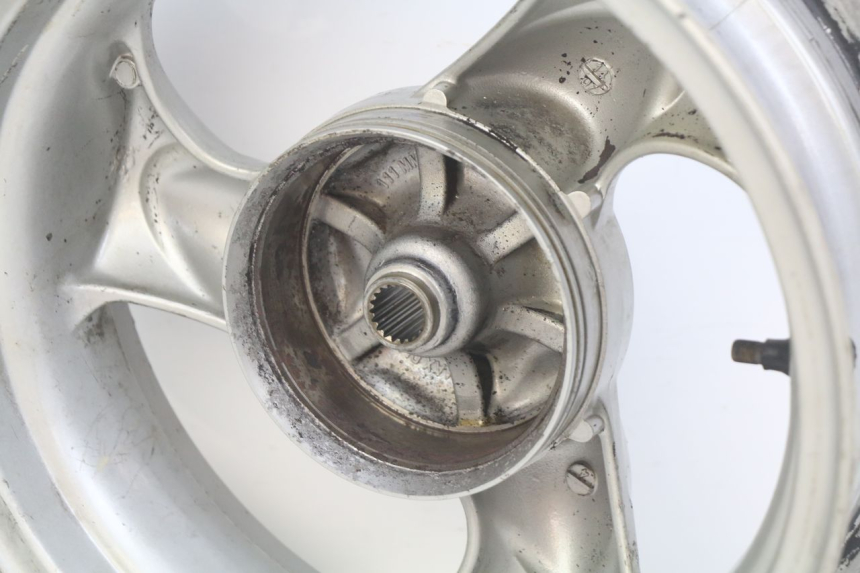 photo de HINTEN FELGE KYMCO VITALITY 2T 50 (2004 - 2010) - Zoom auf Gebrauchszustand